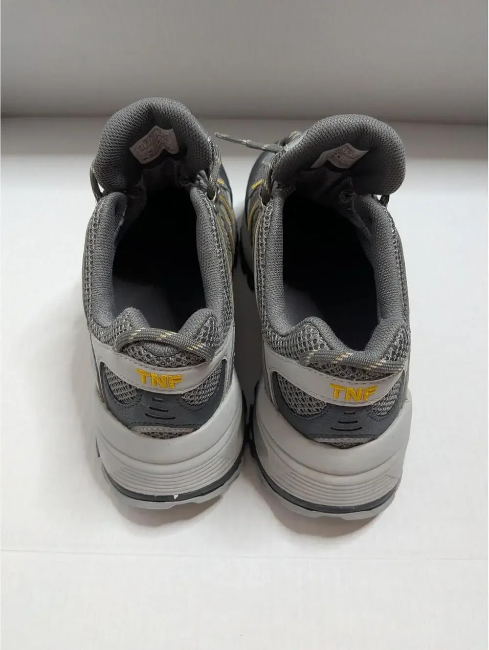 The North Face Hedgehog '06 RVST GORE-TEX Summit Gold Metallic Silver Mens 9